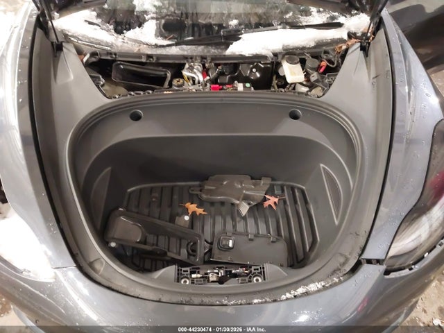 Продажа на аукционе авто 2023 Tesla Model 3 Long Range Dual Motor All-wheel Drive, vin: 5YJ3E1EBXPF630988, номер лота: 44230474