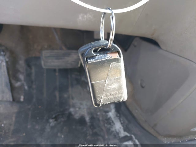 2007 HONDA CR-V JHLRE38717C002766 Photo 10