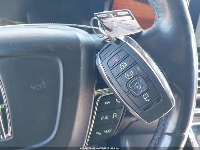 2018 LINCOLN NAVIGATOR 5LMJJ2LT6JEL10248 Photo 10