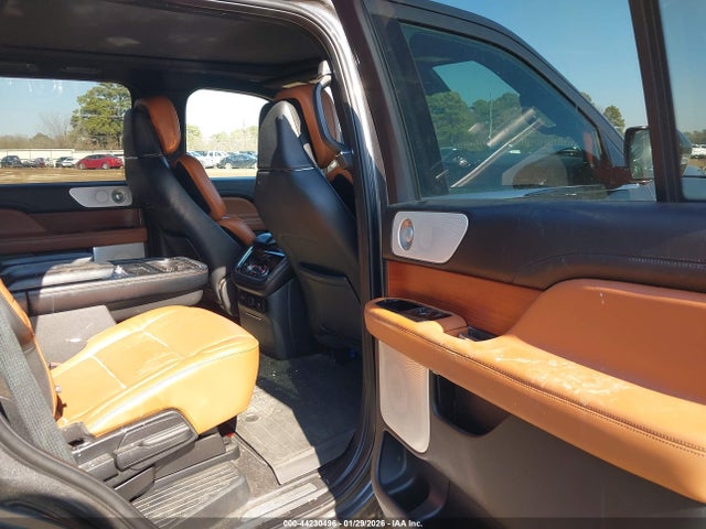 2018 LINCOLN NAVIGATOR 5LMJJ2LT6JEL10248 Photo 7