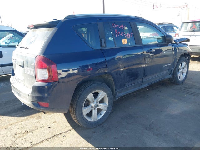 1C4NJDBB0GD637868 Jeep Compass Sport