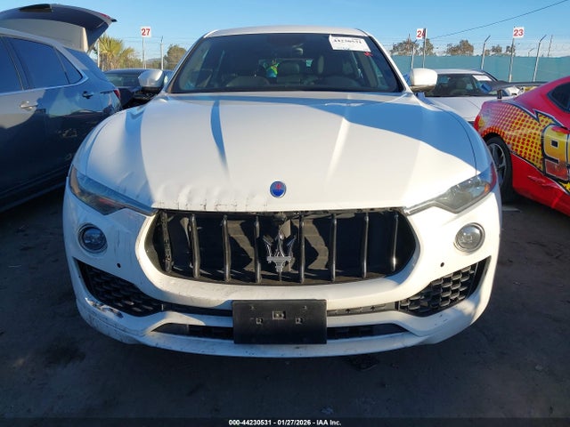 2020 Maserati Levante S მანქანა იყიდება აუქციონზე, vin: ZN661YUA4LX344742, აუქციონის ნომერი: 44230531
