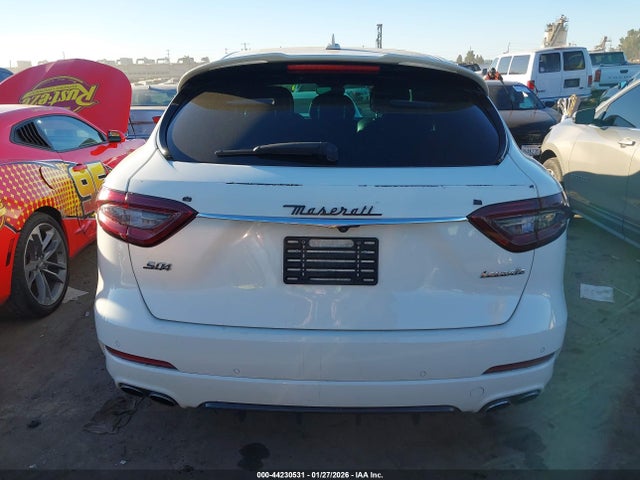 2020 Maserati Levante S მანქანა იყიდება აუქციონზე, vin: ZN661YUA4LX344742, აუქციონის ნომერი: 44230531