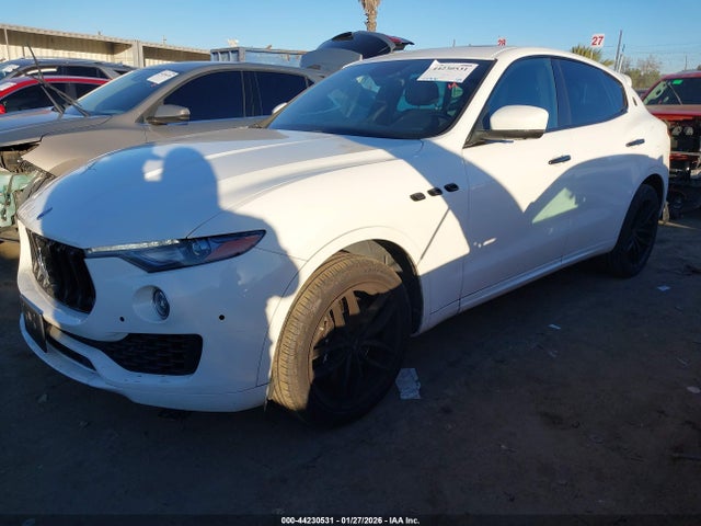 2020 Maserati Levante S მანქანა იყიდება აუქციონზე, vin: ZN661YUA4LX344742, აუქციონის ნომერი: 44230531
