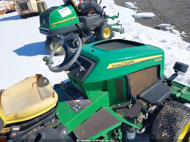 2010 John Deere Trim Mower მანქანა იყიდება აუქციონზე, vin: TC2653T020117, აუქციონის ნომერი: 44230555