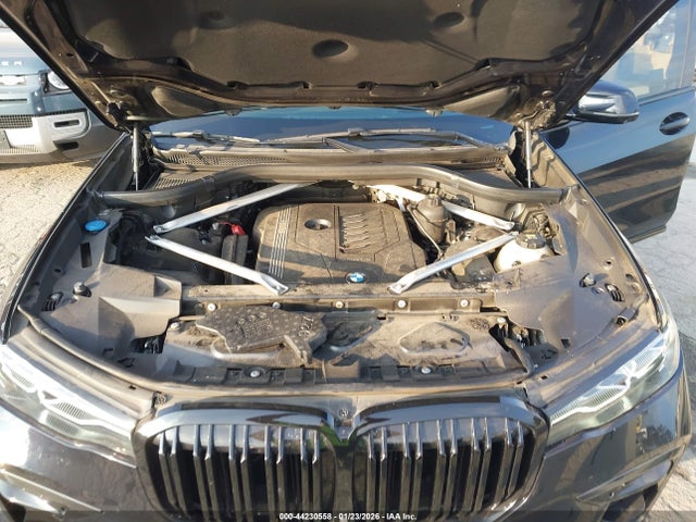 5UXCW2C58KL082932 BMW X7 Xdrive40i
