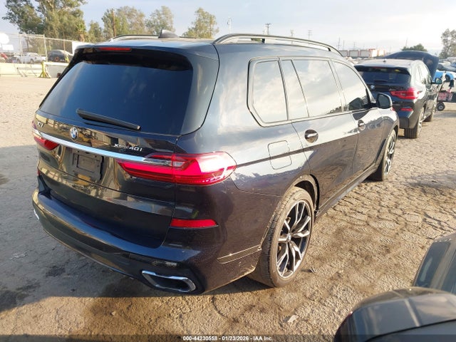 5UXCW2C58KL082932 BMW X7 Xdrive40i