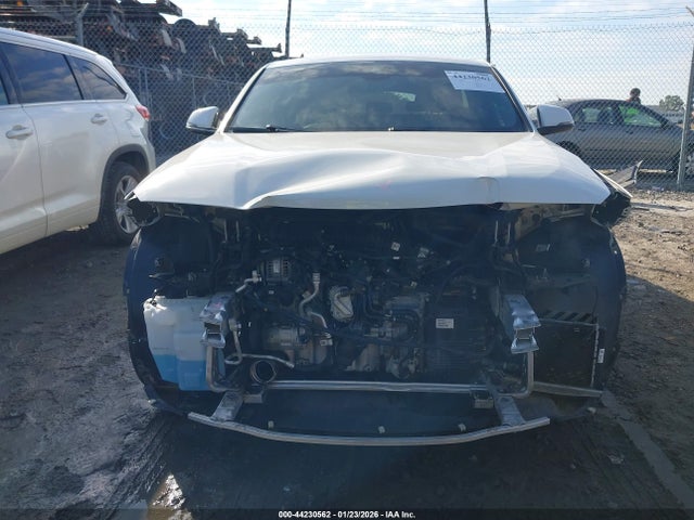 WBXYH9C08N5U28178 BMW X2 Sdrive28i