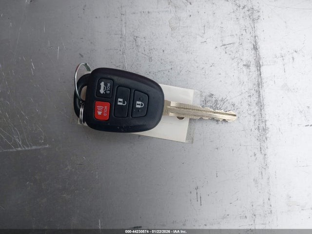 4T1BF1FK9HU371079 Toyota CAMRY LE