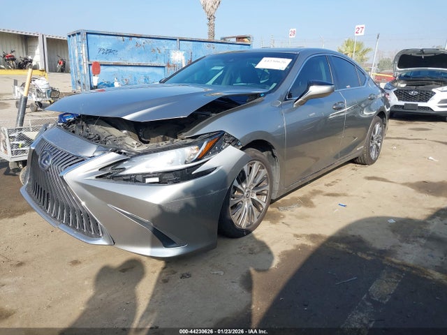 58ACA1C14MU010098 Lexus ES 300H