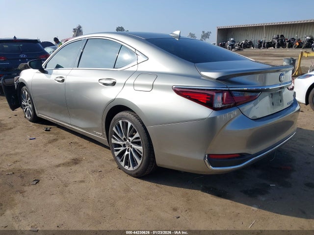58ACA1C14MU010098 Lexus ES 300H