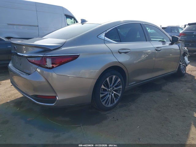 58ACA1C14MU010098 Lexus ES 300H