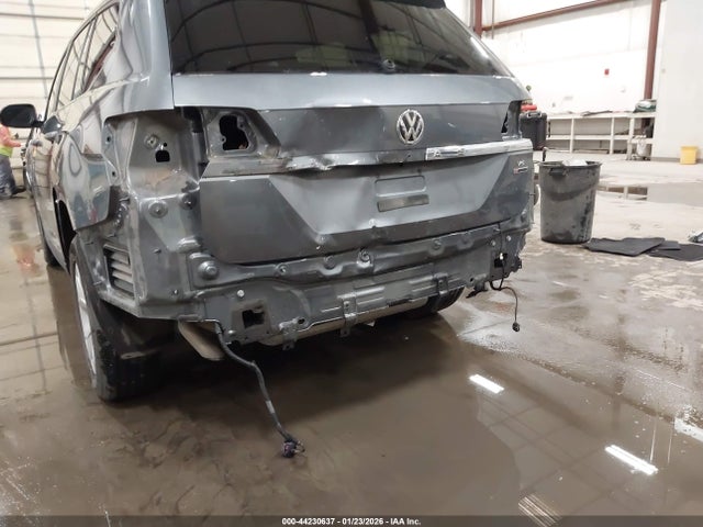 2019 VOLKSWAGEN ATLAS 1V2GR2CAXKC601338 Photo 5
