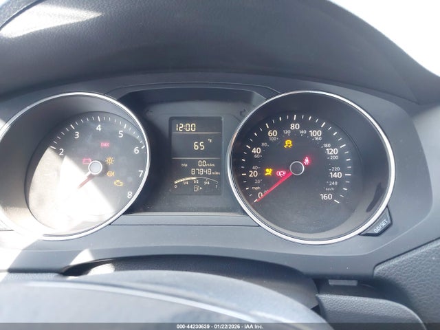 3VW167AJ4GM302639 Volkswagen Jetta 1.4t S