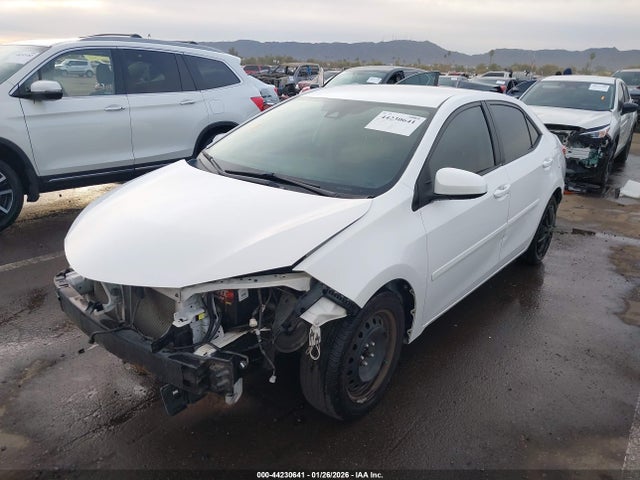 2T1BURHE8JC058169 Toyota COROLLA LE