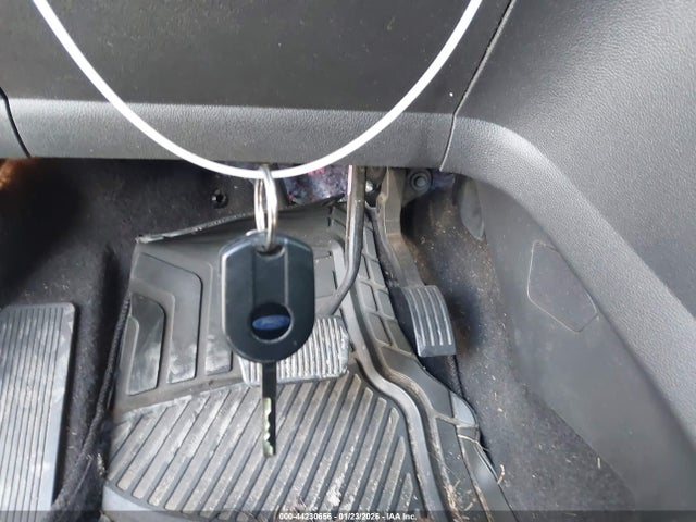 1FMCU0F79JUA27497 Ford ESCAPE S