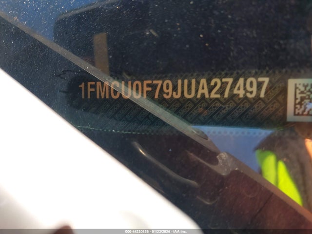 1FMCU0F79JUA27497 Ford ESCAPE S