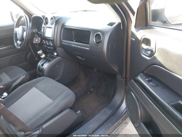 Продаж на аукціоні авто 2015 Jeep Patriot Latitude, vin: 1C4NJRFB4FD176485, номер лоту: 44230659
