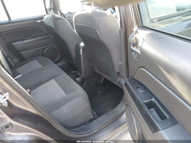 Продаж на аукціоні авто 2015 Jeep Patriot Latitude, vin: 1C4NJRFB4FD176485, номер лоту: 44230659
