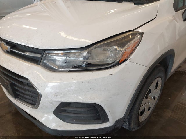 Auction sale of the 2018 Chevrolet Trax Ls, vin: 3GNCJKSB5JL237373, lot number: 44230660