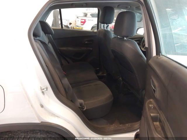 Auction sale of the 2018 Chevrolet Trax Ls, vin: 3GNCJKSB5JL237373, lot number: 44230660