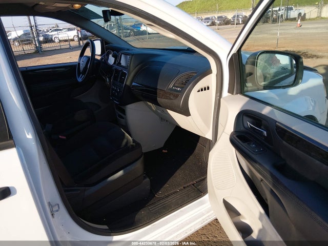 2C4RDGBG6KR501403 Dodge Grand Caravan Se