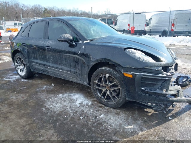 2025 PORSCHE MACAN WP1AA2A50SLB06438