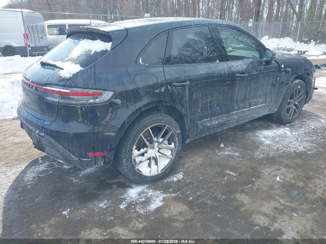 2025 PORSCHE MACAN WP1AA2A50SLB06438 Photo 3