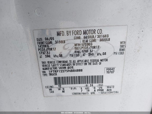 2005 FORD F-150 1FTRF12275NB84888 Photo 8