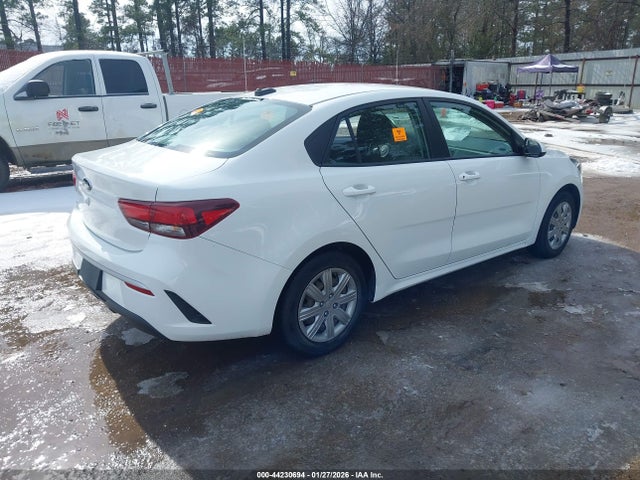 3KPA24AD6ME422472 KIA RIO LX