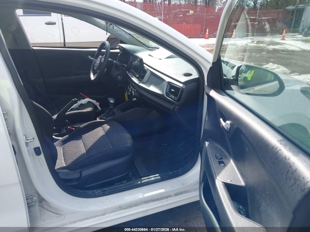 3KPA24AD6ME422472 KIA RIO LX