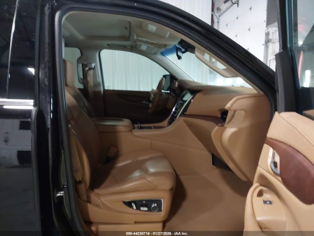 Aukcja sprzedaży 2015 Cadillac Escalade Platinum, vin: 1GYS4PKJ7FR588117, numer aukcji: 44230716