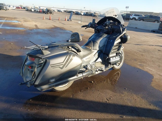 JH2SC684XFK200611 Honda Gl1800 B