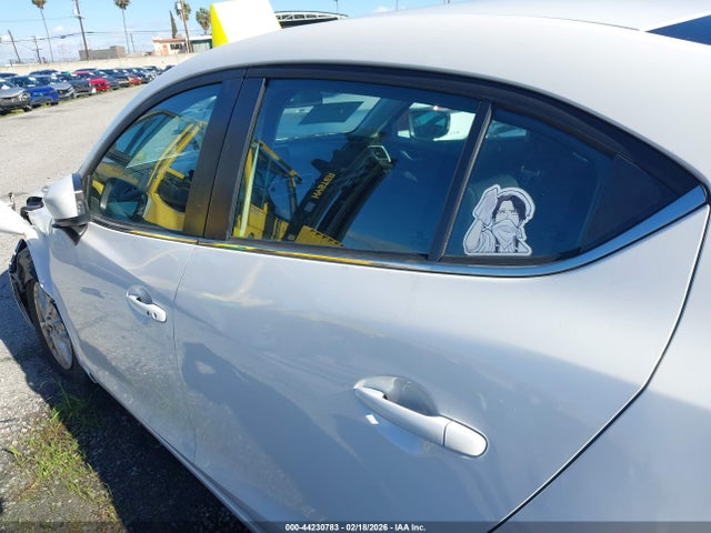 3MZBM1V7XFM229037 Mazda Mazda3 I Touring