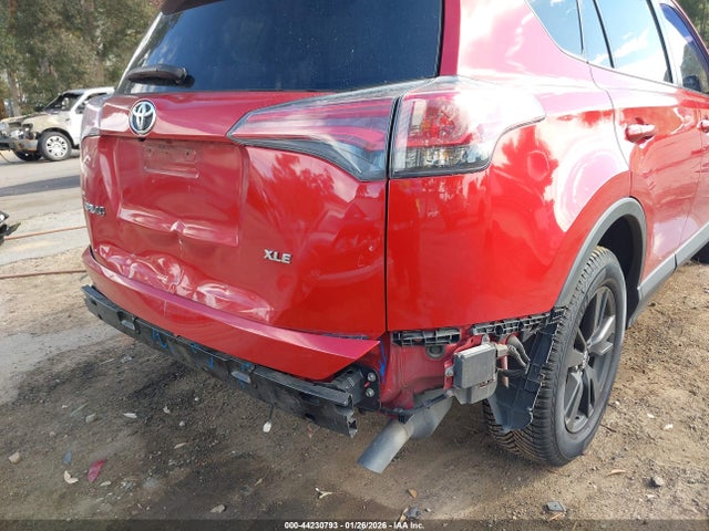 JTMWFREV5GJ077887 Toyota Rav4 Xle