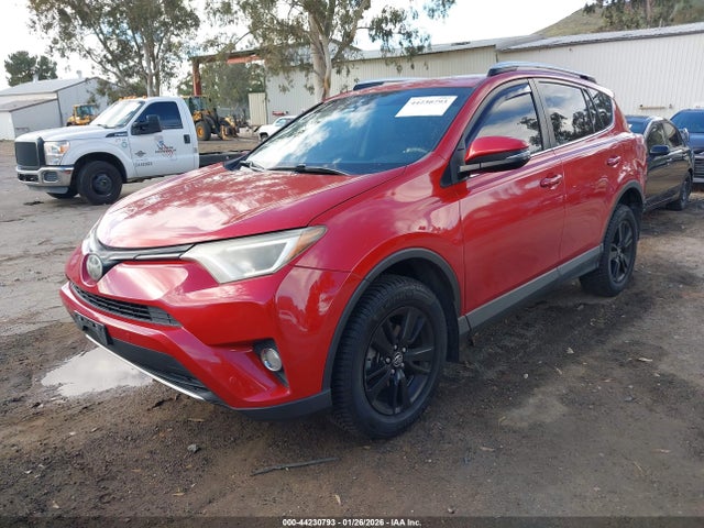 JTMWFREV5GJ077887 Toyota Rav4 Xle