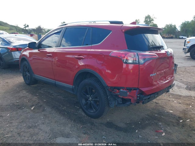 JTMWFREV5GJ077887 Toyota Rav4 Xle