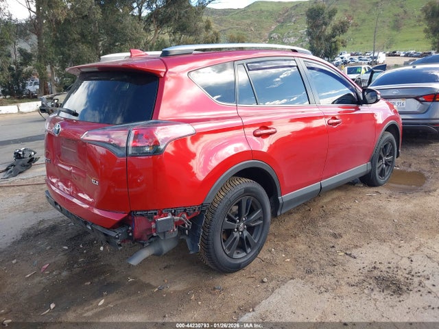JTMWFREV5GJ077887 Toyota Rav4 Xle