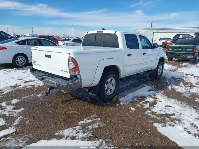 Toyota Tacoma Base V6 2015 5TFLU4EN8FX138429 Image 4