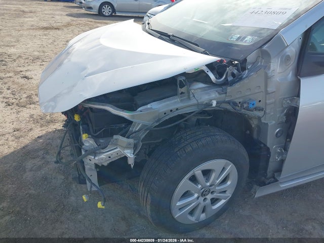 JTDKBRFU2G3506147 Toyota Prius Two