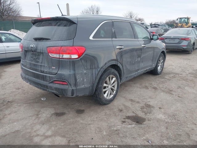 5XYPGDA32GG163764 KIA Sorento 2.4l Lx