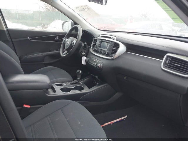 5XYPGDA32GG163764 KIA Sorento 2.4l Lx