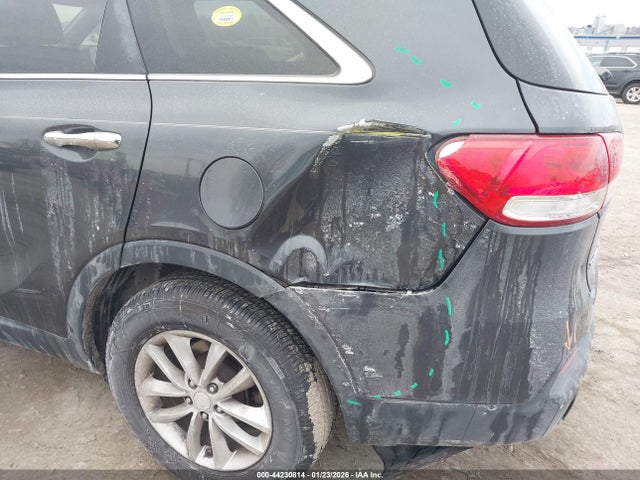 5XYPGDA32GG163764 KIA Sorento 2.4l Lx