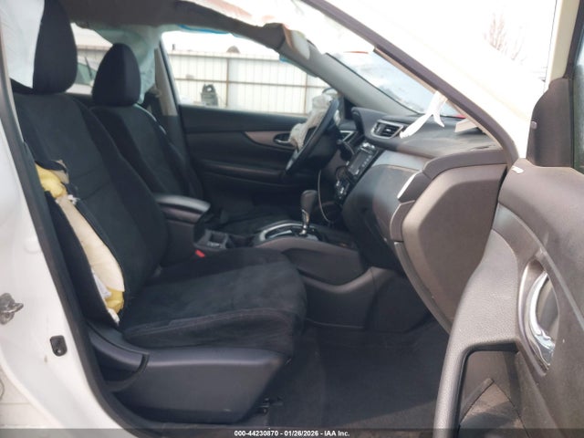 5N1AT2MV6GC826451 Nissan ROGUE SV
