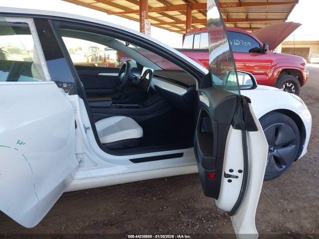 5YJ3E1EB9NF327522 Tesla Model 3 Long Range Dual Motor All-wheel Drive