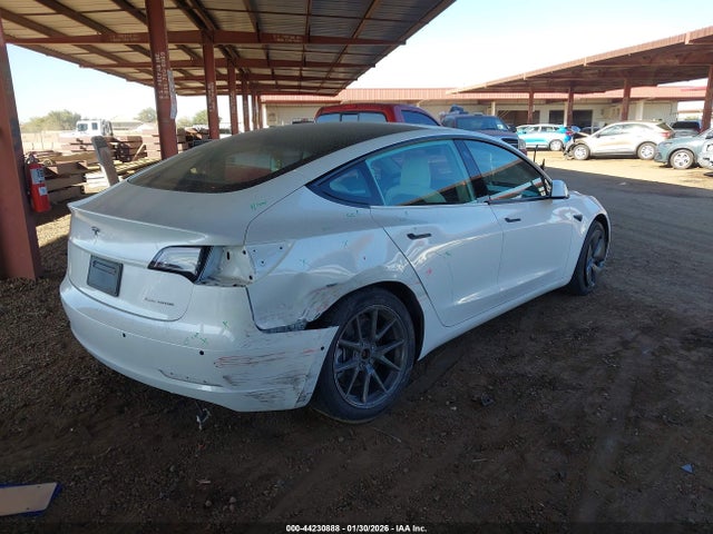 5YJ3E1EB9NF327522 Tesla Model 3 Long Range Dual Motor All-wheel Drive