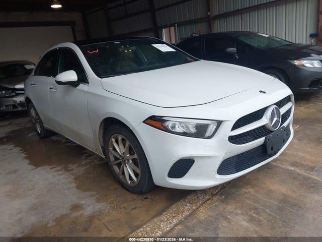 2020 MERCEDES-BENZ A 220 WDD3G4FB1LW040670