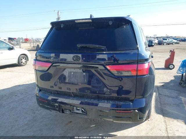 Toyota Sequoia Limited 2024 7SVAAABA0RX040652 Image 16