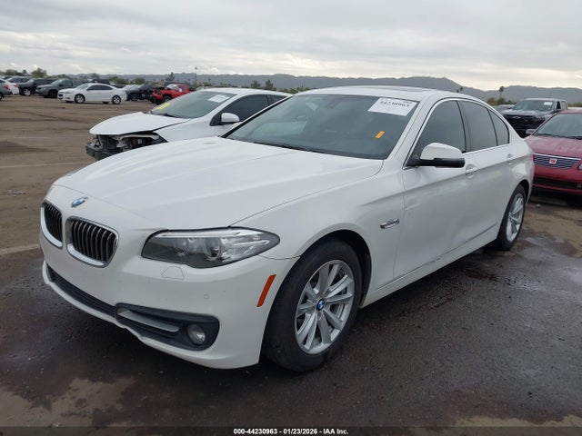 Продаж на аукціоні авто 2016 Bmw 528i, vin: WBA5A5C50GD527575, номер лоту: 44230963