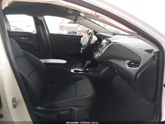 1G1ZG5ST1MF061408 Chevrolet Malibu Fwd Rs
